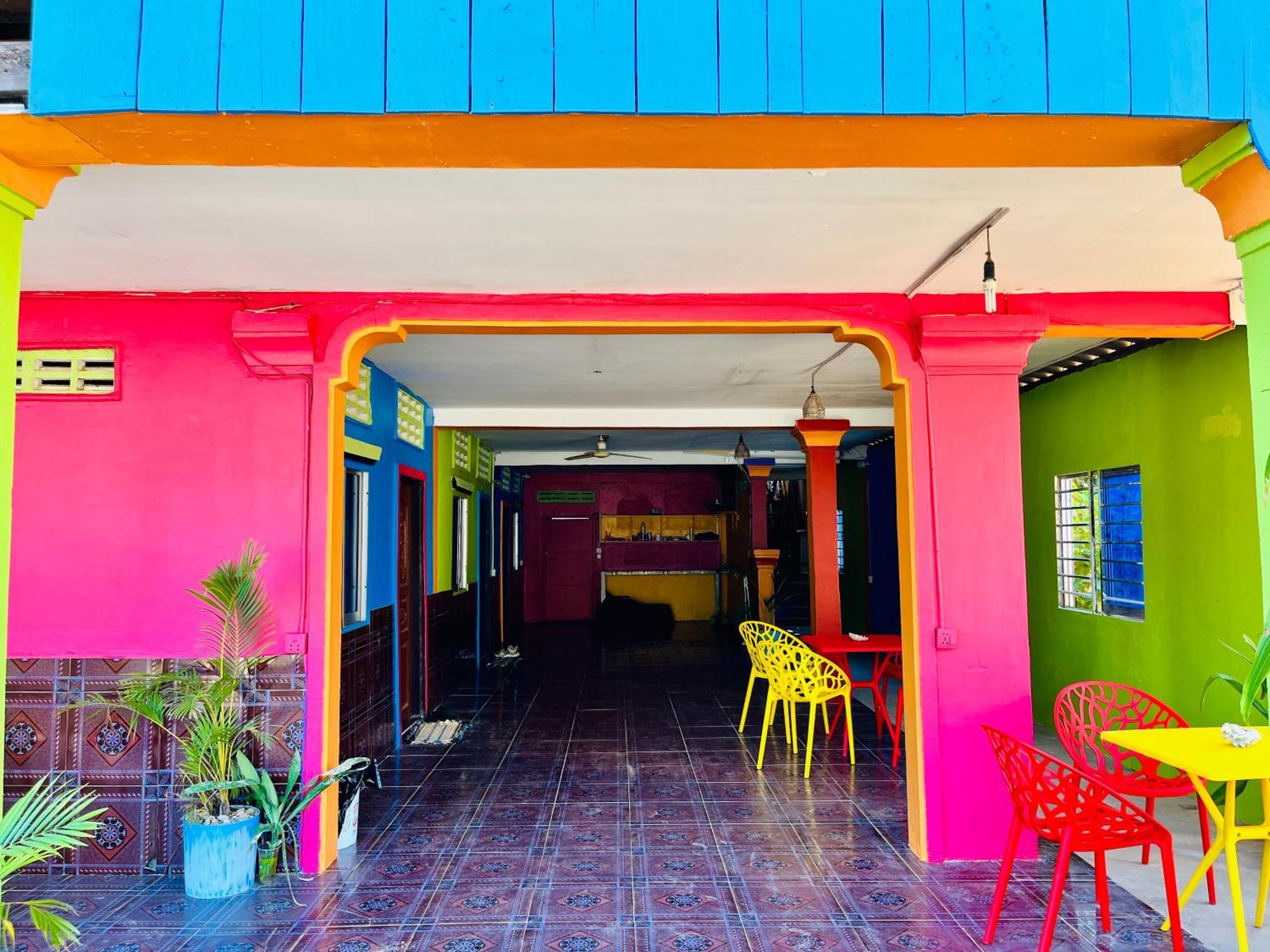 Happiness Guesthouse Koh Rong Sanloem Exterior photo