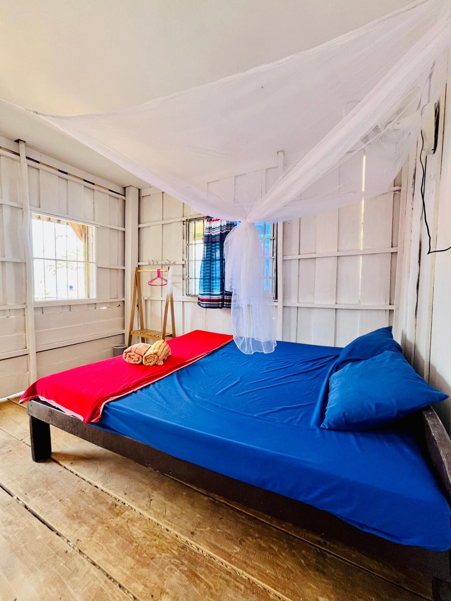 Happiness Guesthouse Koh Rong Sanloem Exterior photo