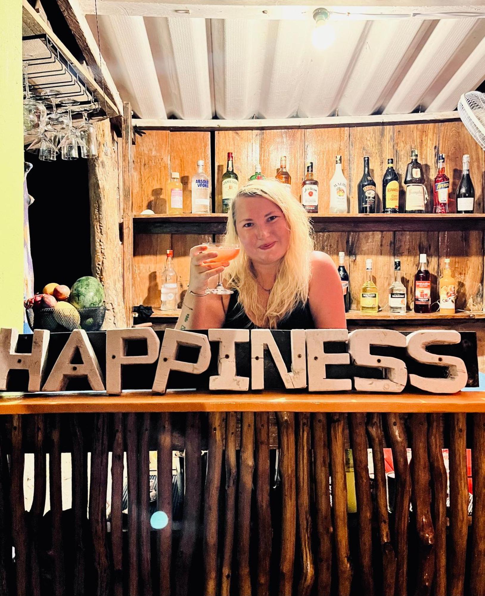 Happiness Guesthouse Koh Rong Sanloem Exterior photo