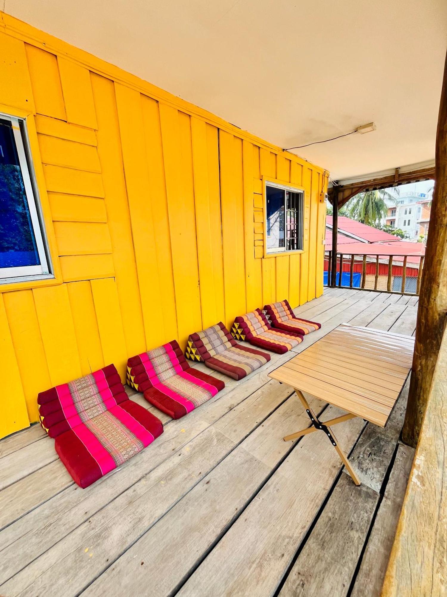 Happiness Guesthouse Koh Rong Sanloem Exterior photo